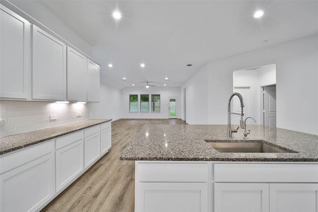 1008 Youth Water Road, Montgomery, TX 77316