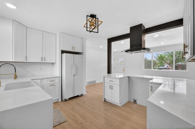 7620 Acoma Court, Denver, CO 80221