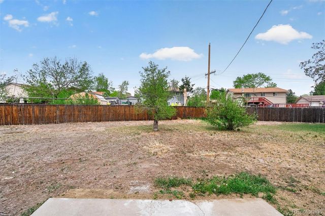 7620 Acoma Court, Denver, CO 80221