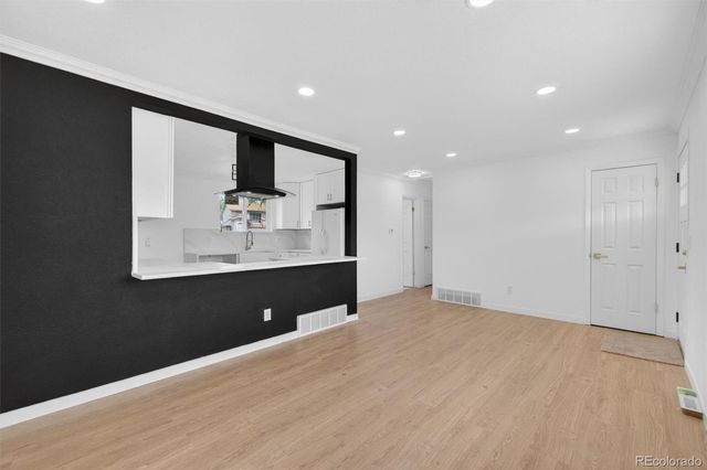 7620 Acoma Court, Denver, CO 80221