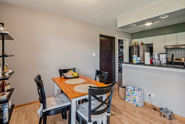 200 E Fountainview Lane 2A, Lombard, IL 60148