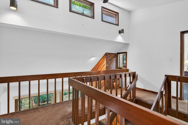 2624 SPRING VALLEY RD, Lancaster, PA 17601