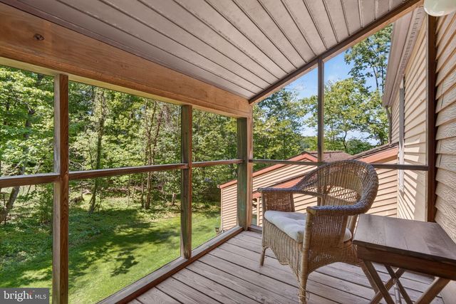 2624 SPRING VALLEY RD, Lancaster, PA 17601