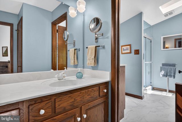 2624 SPRING VALLEY RD, Lancaster, PA 17601