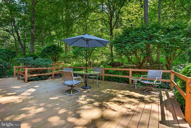 2624 SPRING VALLEY RD, Lancaster, PA 17601