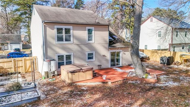 170 Little John PL, Newport News, VA 23602