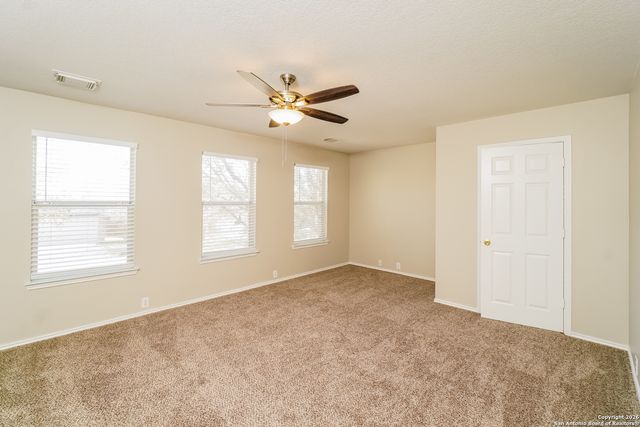 15827 Brisbane Drive, Selma, TX 78154