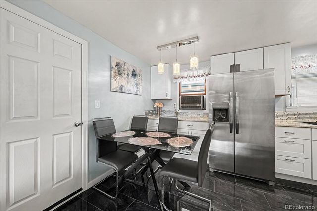 8 Elizabeth Court, Longmont, CO 80501