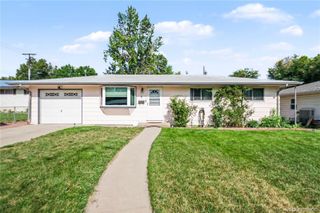8 Elizabeth Court, Longmont, CO 80501