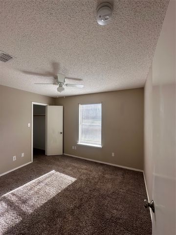 10265 Maria Drive, Fort Worth, TX 76108