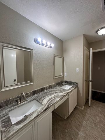 10265 Maria Drive, Fort Worth, TX 76108