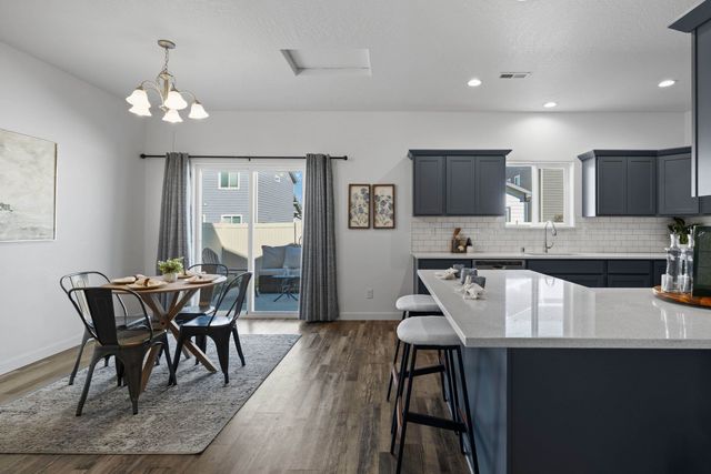18319 E 2nd Ave, Spokane Valley, WA 99016