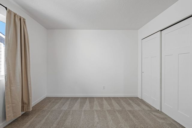 18319 E 2nd Ave, Spokane Valley, WA 99016