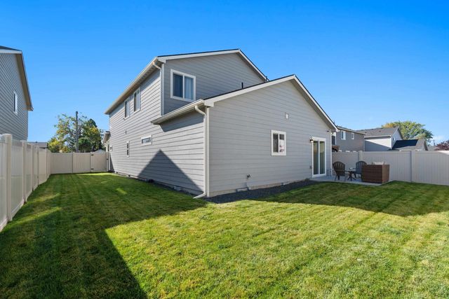 18319 E 2nd Ave, Spokane Valley, WA 99016
