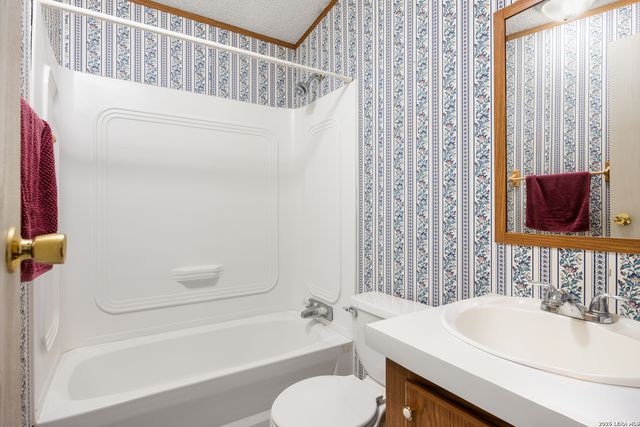180 CENISO CIR, Spring Branch, TX 78070