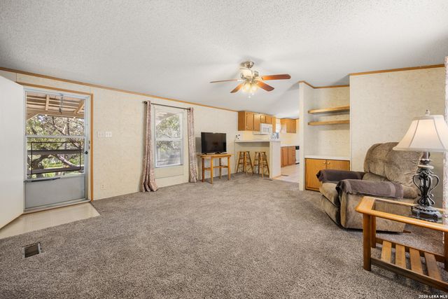 180 CENISO CIR, Spring Branch, TX 78070