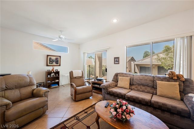 1956 High Mesa Drive, Henderson, NV 89012