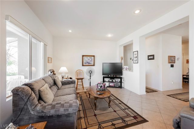 1956 High Mesa Drive, Henderson, NV 89012