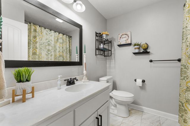 1705 Gardenia, Conway, AR 72034