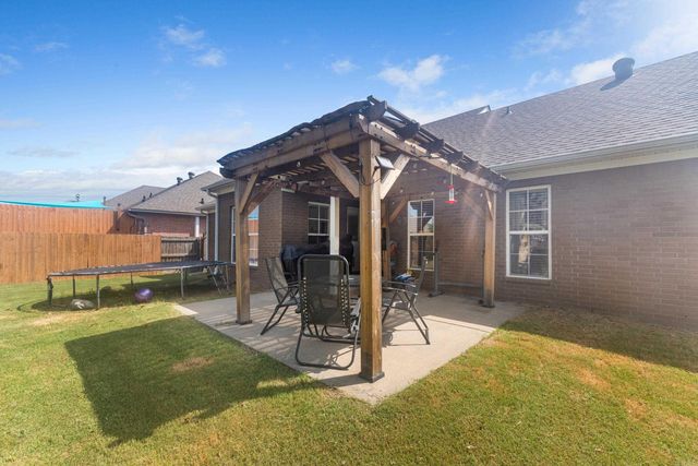 1705 Gardenia, Conway, AR 72034