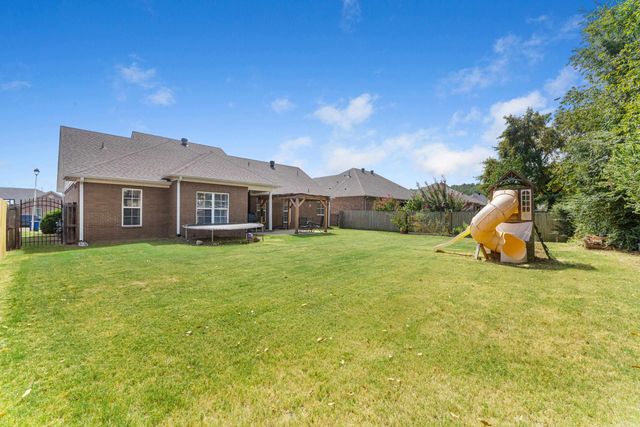 1705 Gardenia, Conway, AR 72034