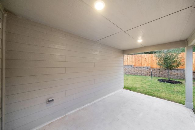 18123 Martin Pines Drive, Conroe, TX 77316