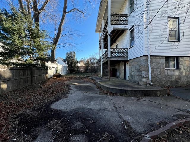 169 Grovers Ave, Winthrop, MA 02152