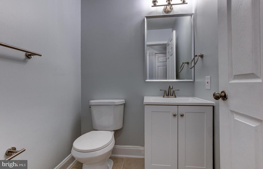 Image 12 of property listing at 3537 REISTERSTOWN RD, Baltimore, MD 21215