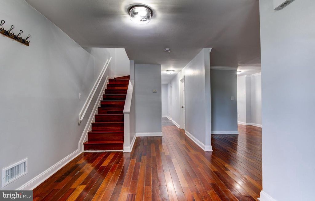 Image 2 of property listing at 3537 REISTERSTOWN RD, Baltimore, MD 21215