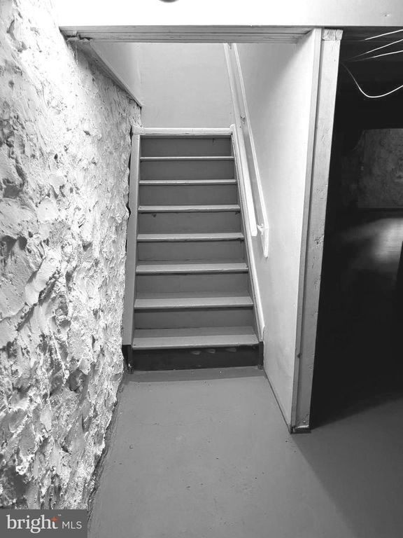 Image 23 of property listing at 3537 REISTERSTOWN RD, Baltimore, MD 21215