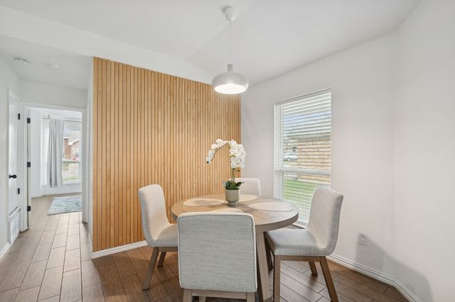 614 Eagle Trace Drive, Arlington, TX 76018