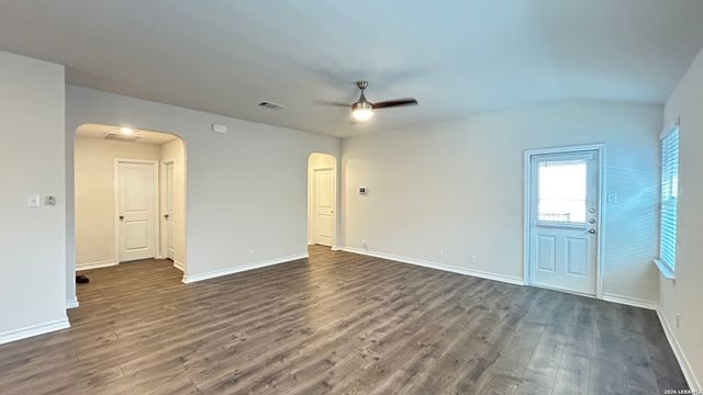 6836 ENCORE OAKS, San Antonio, TX 78252