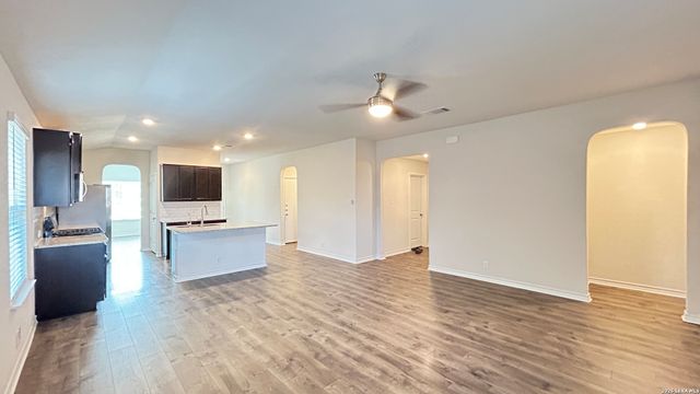 6836 ENCORE OAKS, San Antonio, TX 78252