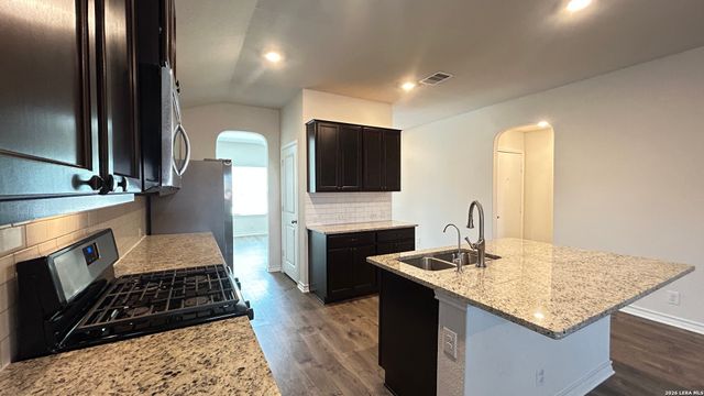 6836 ENCORE OAKS, San Antonio, TX 78252