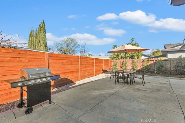 651 E Hillcrest Drive, Thousand Oaks, CA 91360