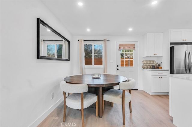 651 E Hillcrest Drive, Thousand Oaks, CA 91360