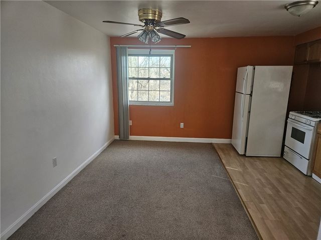 812 Westbury Rd B, N Versailles, PA 15137