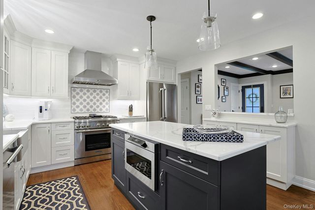 5 Prides Crossing, New City, NY 10956