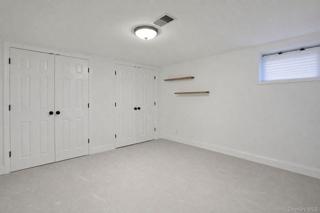 5 Prides Crossing, New City, NY 10956