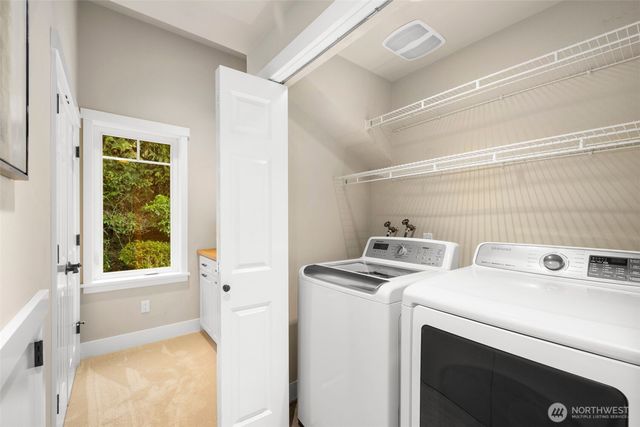 18021 SE 40th Place, Bellevue, WA 98008