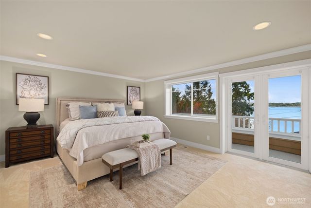 18021 SE 40th Place, Bellevue, WA 98008