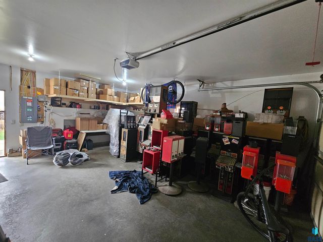 605 main Ave S Avenue S, Brandon, SD 57005