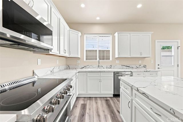 24228 Ocean Avenue, Torrance, CA 90505
