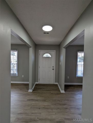 2629 OLD ORCHARD Lane, Montgomery, AL 36117