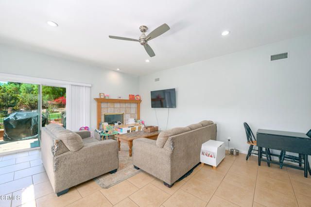 2207 Terra Bella Lane, Camarillo, CA 93012