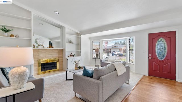 1324 Flanders Way, Livermore, CA 94550