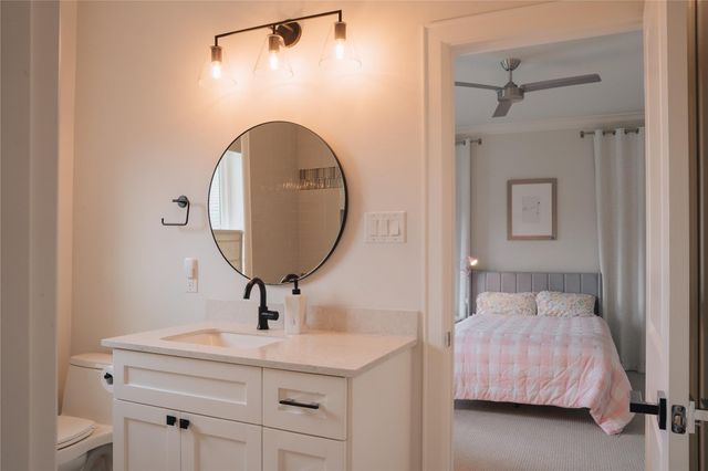 3817 Aberdeen Way, Houston, TX 77025
