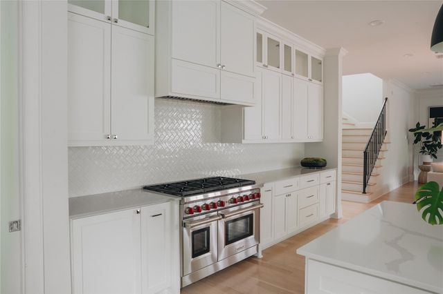 3817 Aberdeen Way, Houston, TX 77025