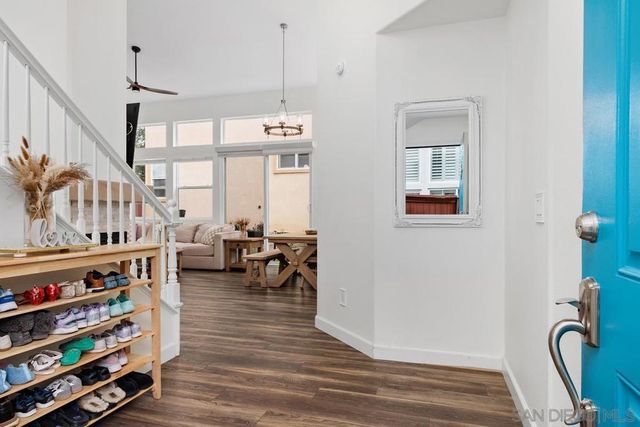 5512 Foxtail Loop, Carlsbad, CA 92010