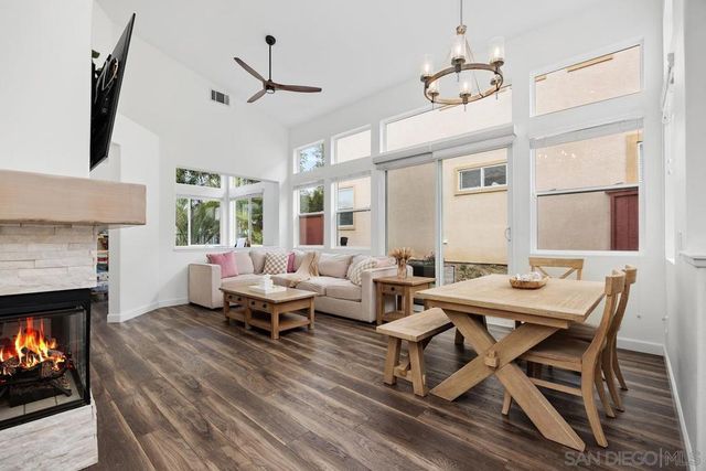 5512 Foxtail Loop, Carlsbad, CA 92010